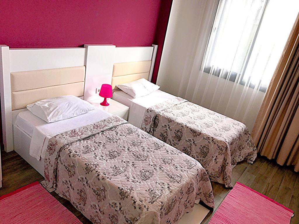 Dalyan Elit Apart Otel Cesme Exterior photo